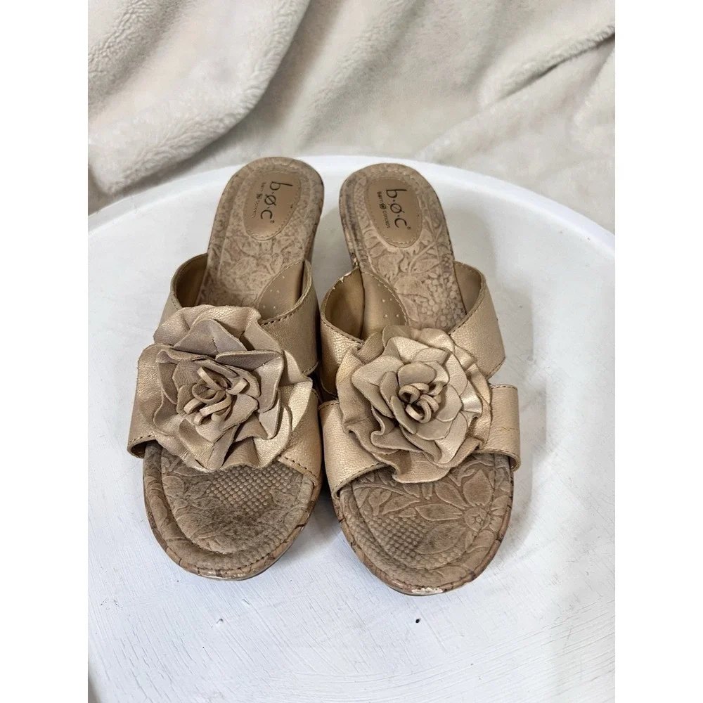 B.O.C. Born Concept Floral Wedge Slide Sandals Leather Upper Beige Size 9M